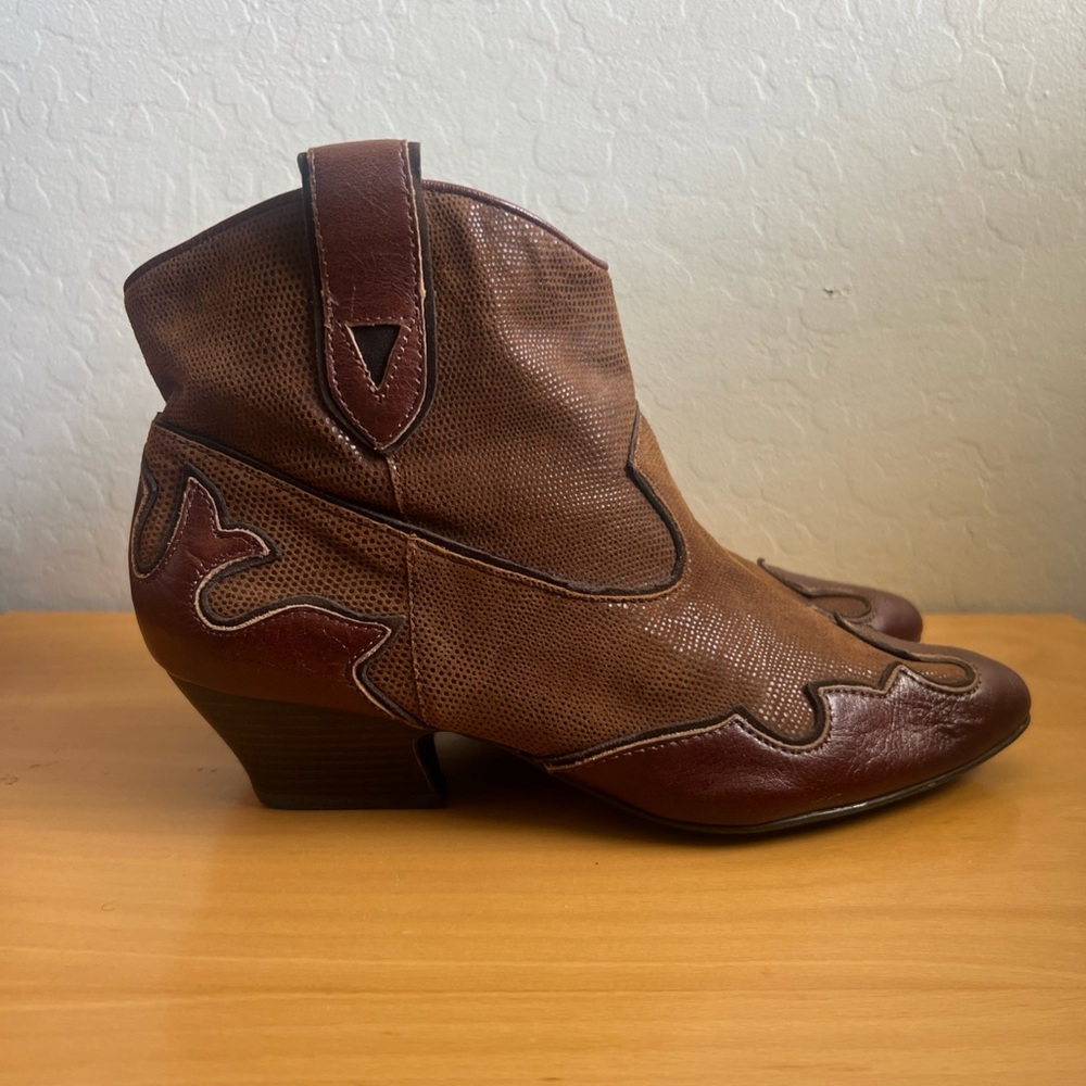 Isola Odin Cowgirl Boots 9.5 Brown Women Leather  Ankle Casual Comfort Ranch